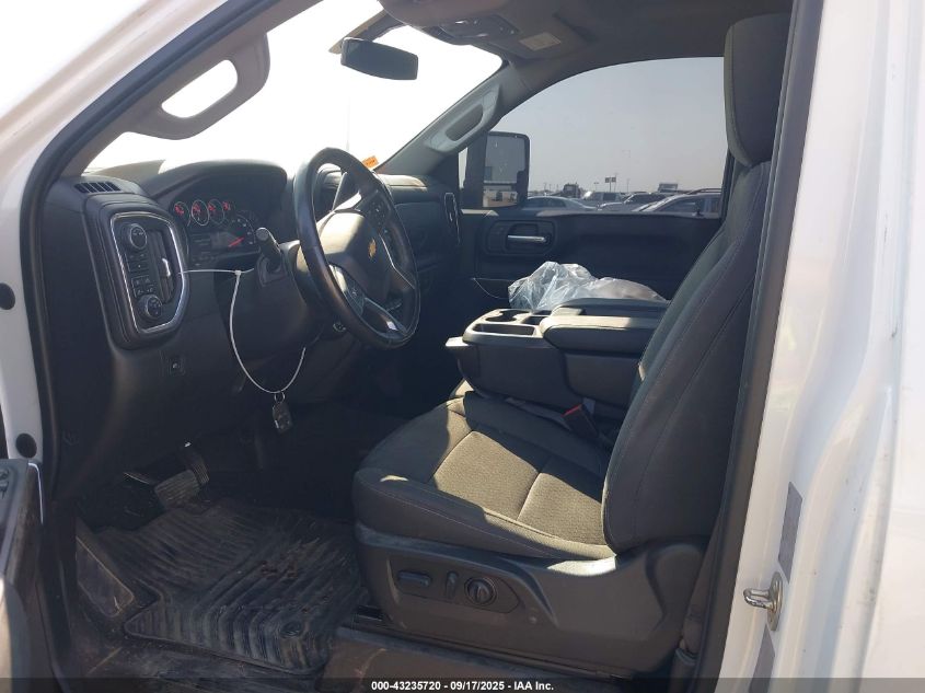2022 Chevrolet Silverado 3500Hd 4Wd Long Bed Lt VIN: 1GC3YTE70NF321702 Lot: 43235720
