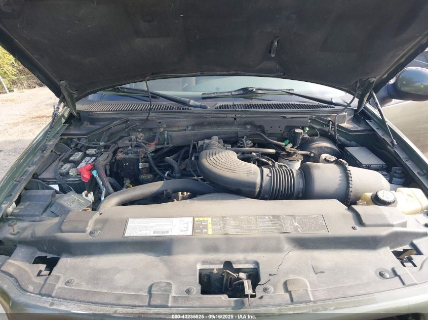 2003 Ford F-150 Lariat/Xlt VIN: 1FTRW08L13KC12449 Lot: 43235825