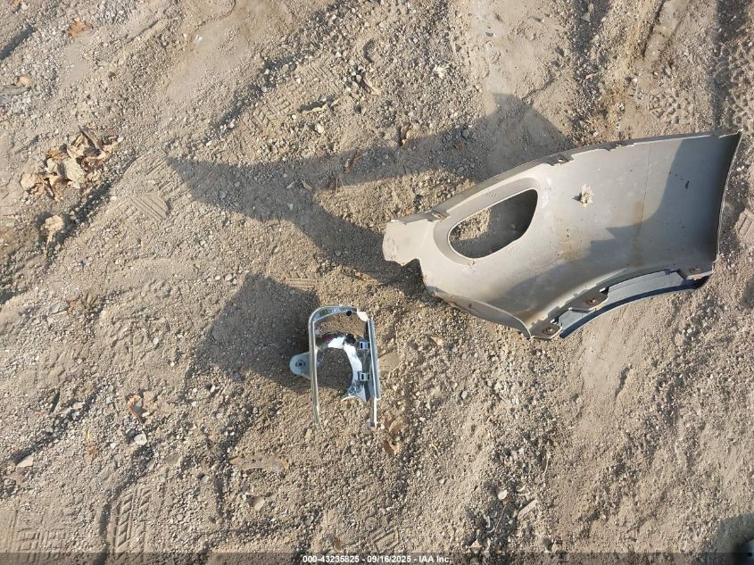 2003 Ford F-150 Lariat/Xlt VIN: 1FTRW08L13KC12449 Lot: 43235825