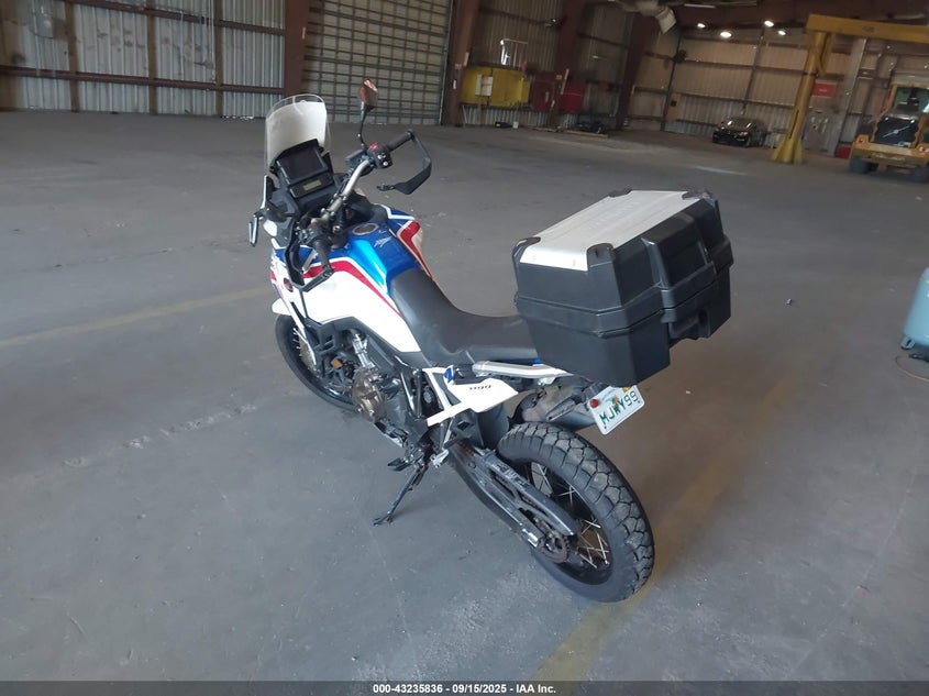 VIN JH2SD1004MK100400 2021 HONDA CRF1100 D