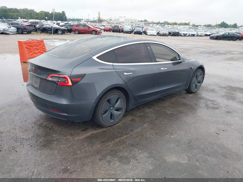 5YJ3E1EA3JF155604 2018 TESLA MODEL 3 photo no. 4