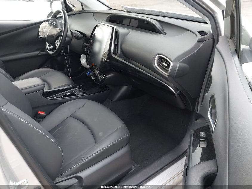 JTDKAMFP9M3178768 2021 TOYOTA PRIUS photo no. 5