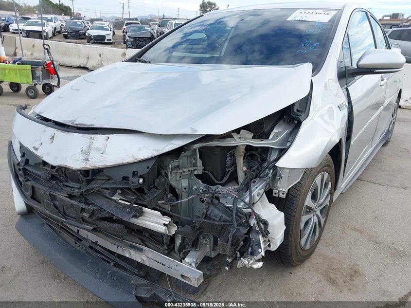 JTDKAMFP9M3178768 2021 TOYOTA PRIUS photo no. 6