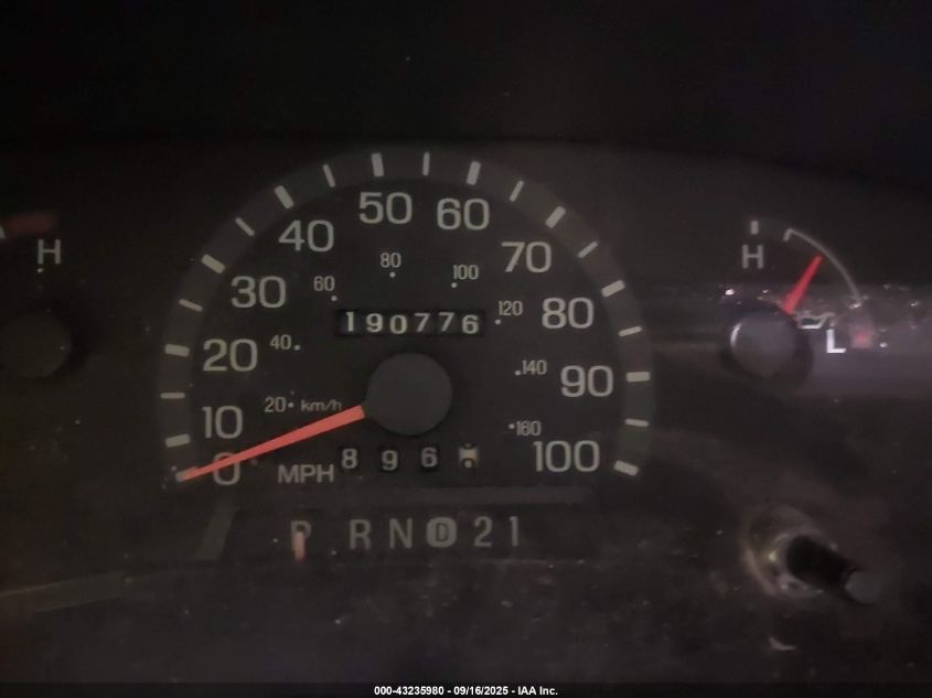 2001 Ford E-150 Xl/Xlt VIN: 1FMRE11L31HA92727 Lot: 43235980