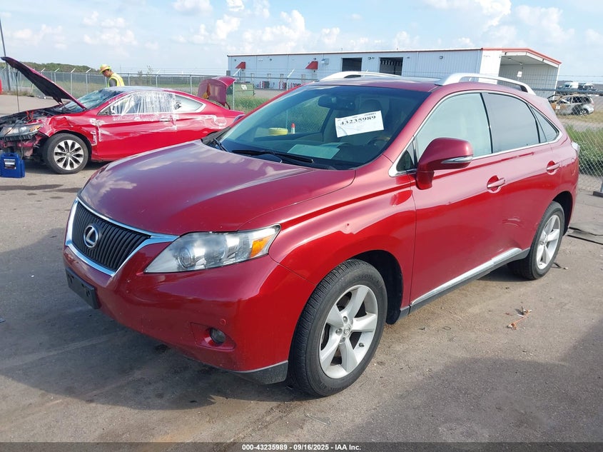2T2BK1BA2AC023863 2010 LEXUS RX photo no. 2