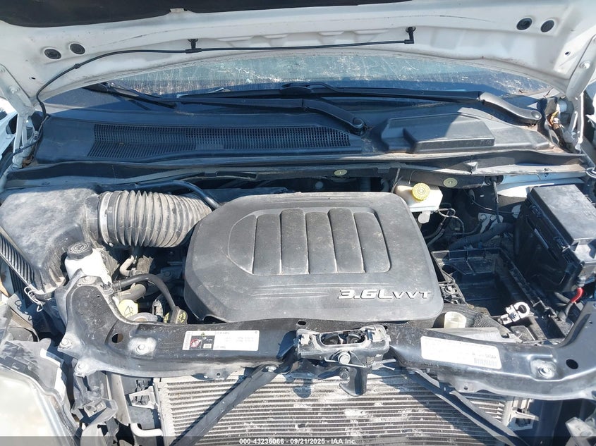 2013 CHRYSLER TOWN & COUNTRY LIMITED - 2C4RC1GG4DR621678