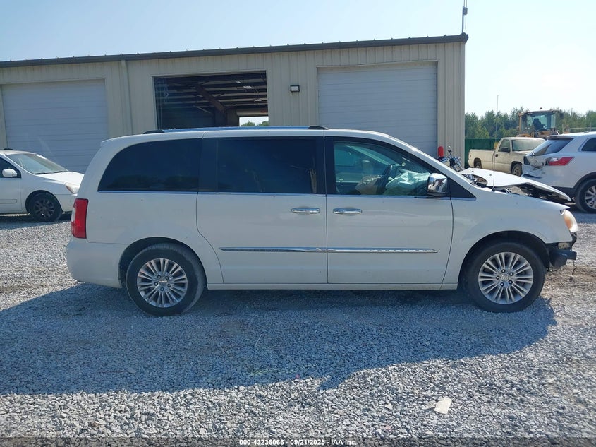 2013 CHRYSLER TOWN & COUNTRY LIMITED - 2C4RC1GG4DR621678