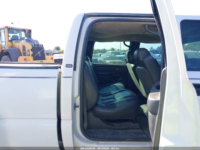 2003 Chevrolet Silverado 3500 VIN: 1GCJC331X3F152077 Lot: 43236180