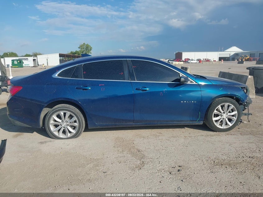 2019 CHEVROLET MALIBU LT - 1G1ZD5ST6KF123178