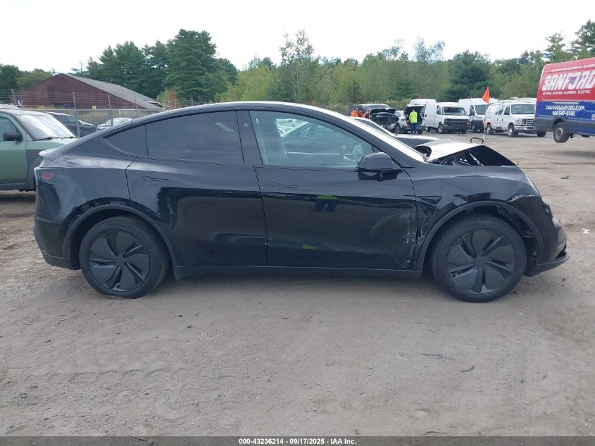 2026 Tesla Model Y VIN: 7SAYGDEE5TA439288 Lot: 43236214