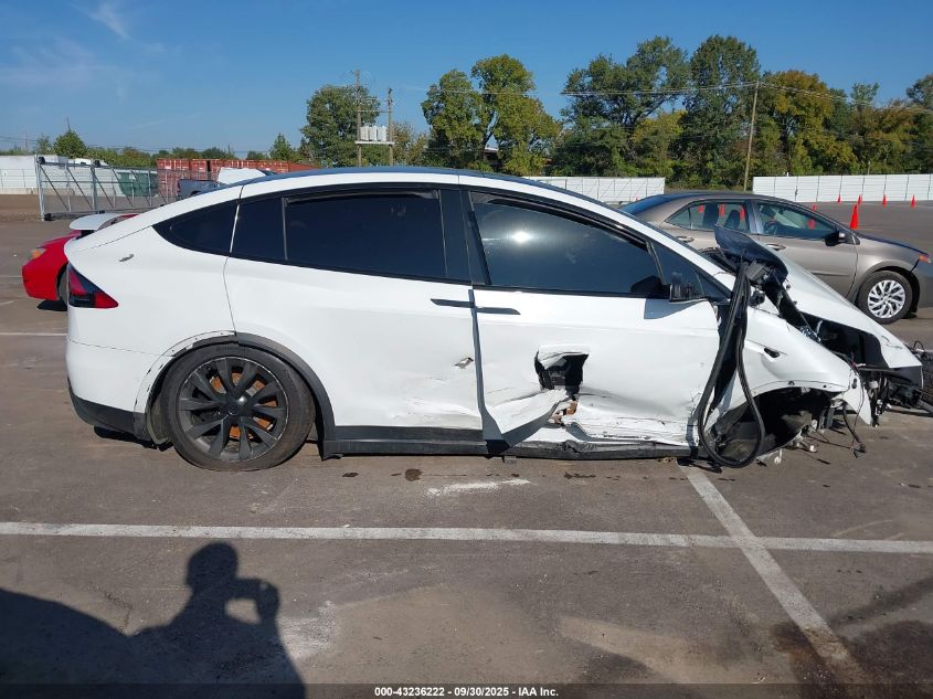 2022 Tesla Model X Plaid Tri Motor All-Wheel Drive VIN: 7SAXCBE61NF331535 Lot: 43236222