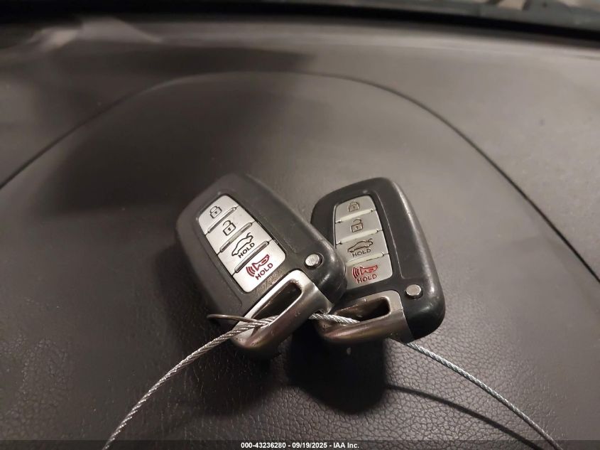 2014 Hyundai Sonata Hybrid Limited VIN: KMHEC4A46EA111915 Lot: 43236280