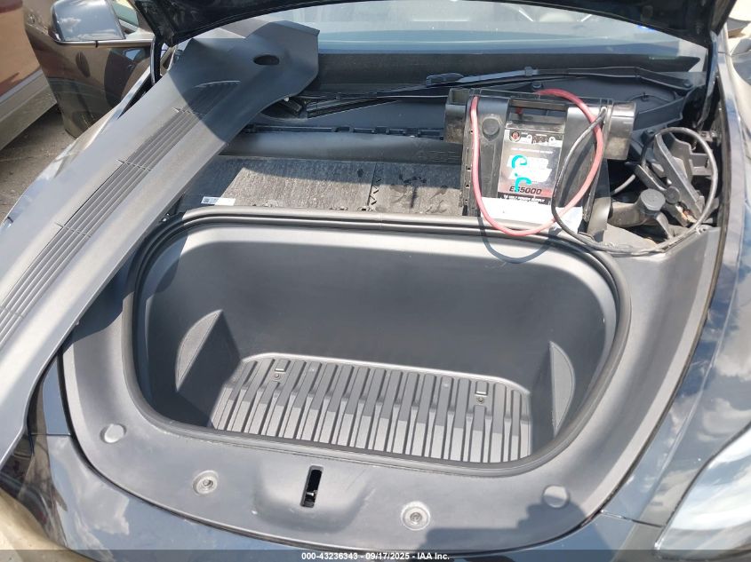 2024 Tesla Model Y Long Range Dual Motor All-Wheel Drive/Rwd VIN: 7SAYGDED9RF104506 Lot: 43236343