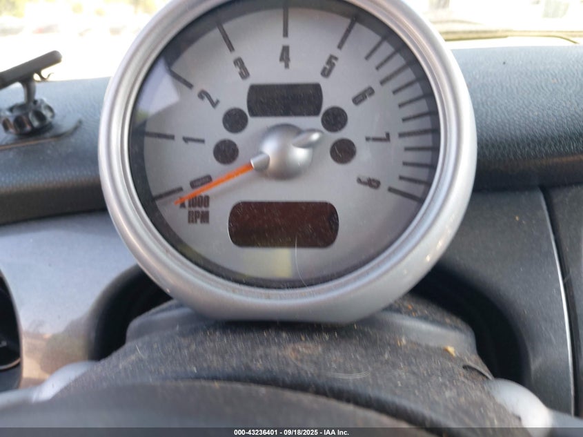 2006 Mini Cooper VIN: WMWRC33566TK70796 Lot: 43236401