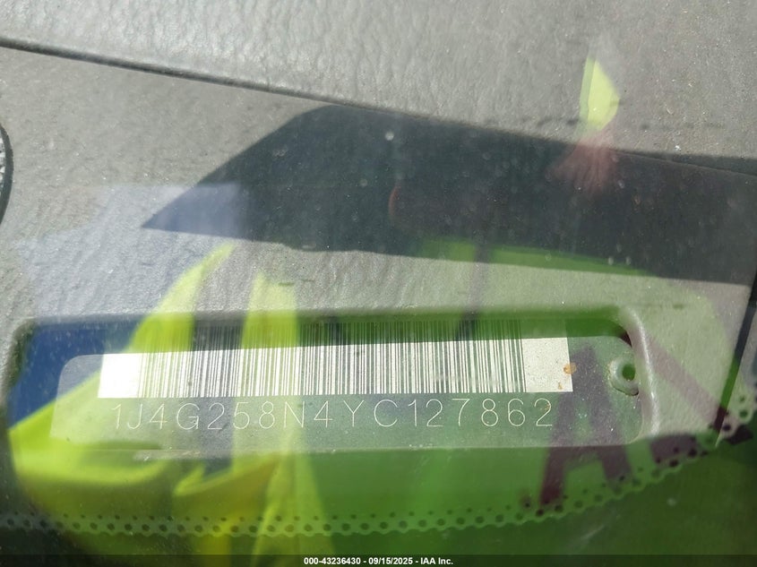 2000 Jeep Grand Cherokee Limited VIN: 1J4G258N4YC127862 Lot: 43236430