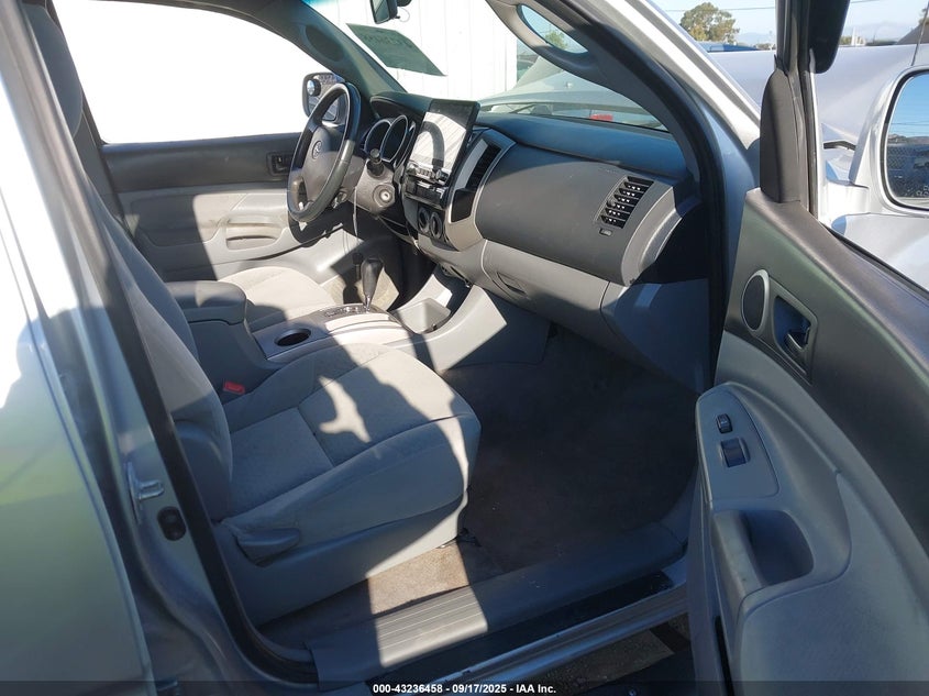 5TEJU62N35Z109094 2005 TOYOTA TACOMA photo no. 5
