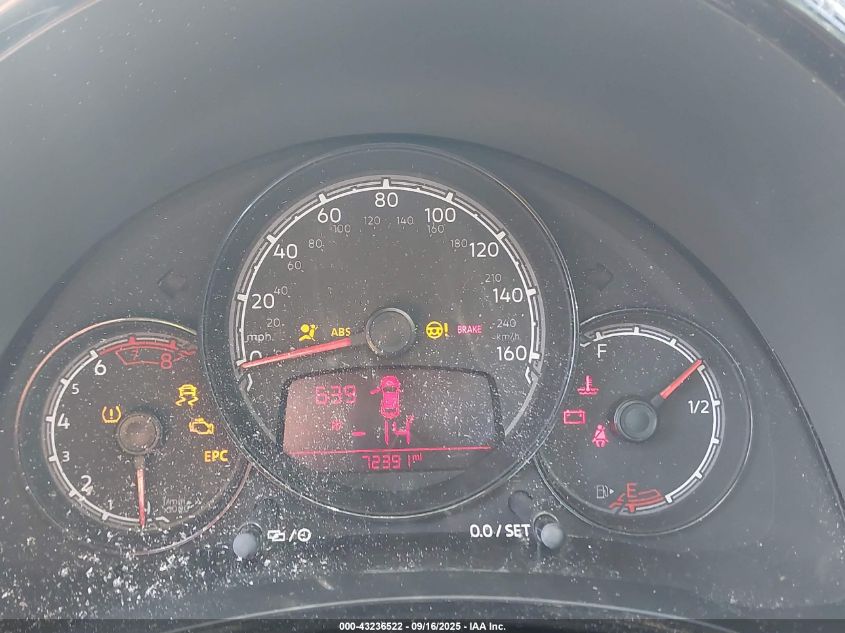 2017 Volkswagen Beetle #Pinkbeetle/1.8T Classic/1.8T S VIN: 3VWF17AT8HM619041 Lot: 43236522