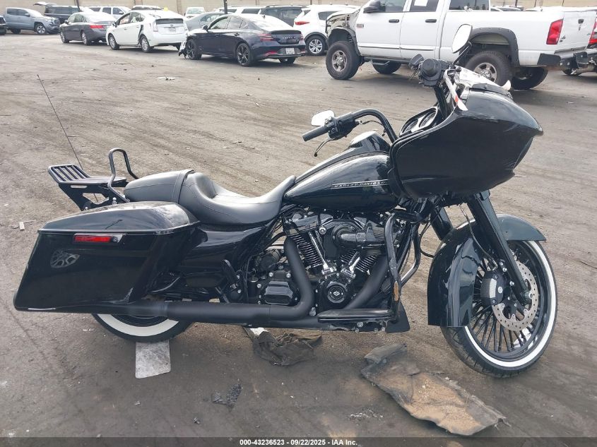 2018 Harley-Davidson Fltrxs Road Glide Special VIN: 1HD1KTC15JB627365 Lot: 43236523