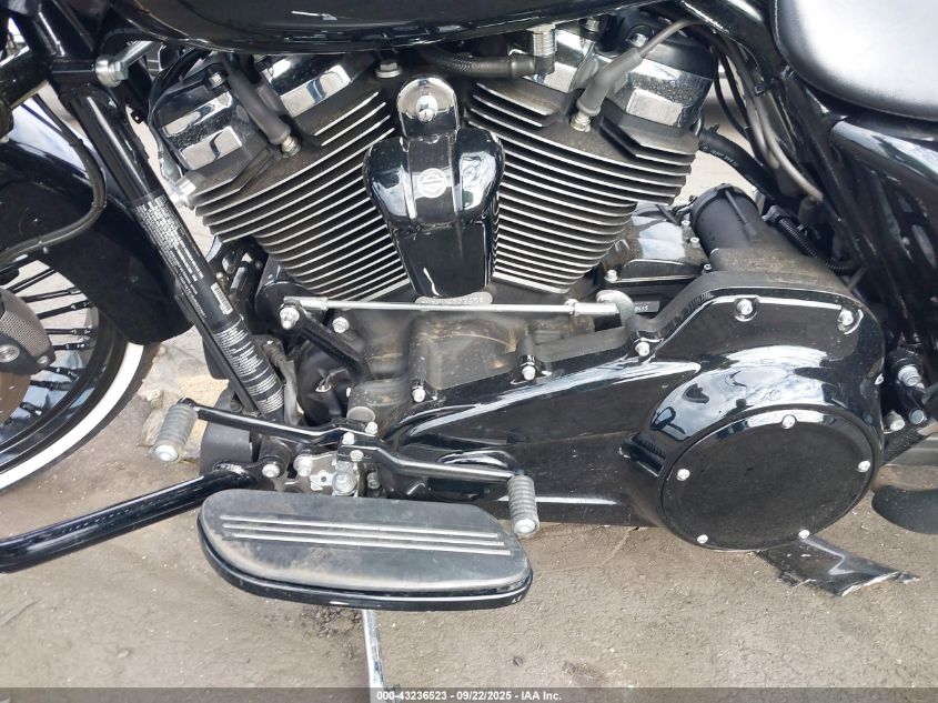 2018 Harley-Davidson Fltrxs Road Glide Special VIN: 1HD1KTC15JB627365 Lot: 43236523