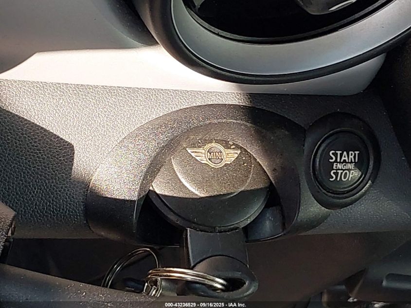 2012 Mini Cooper VIN: WMWSU3C59CT260581 Lot: 43236529