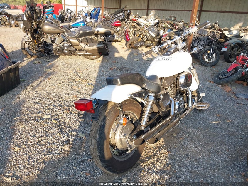 2002 HONDA VT750 DC - JH2RC44012K621617