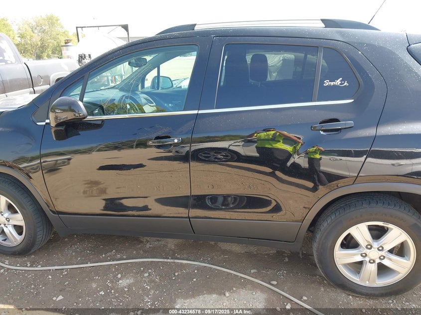 2017 CHEVROLET TRAX LT - 3GNCJLSB9HL174388