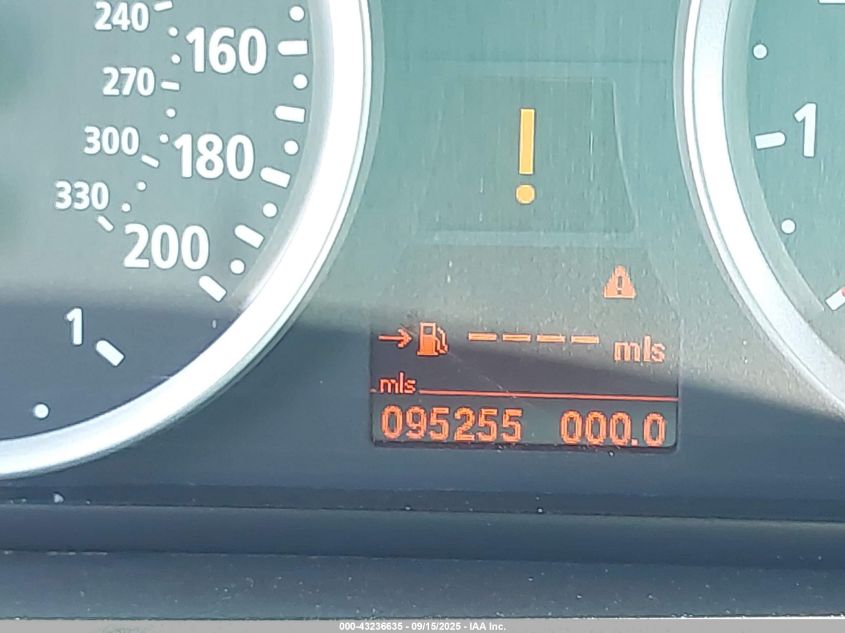 2008 BMW M5 VIN: WBSNB93558CX08579 Lot: 43236635