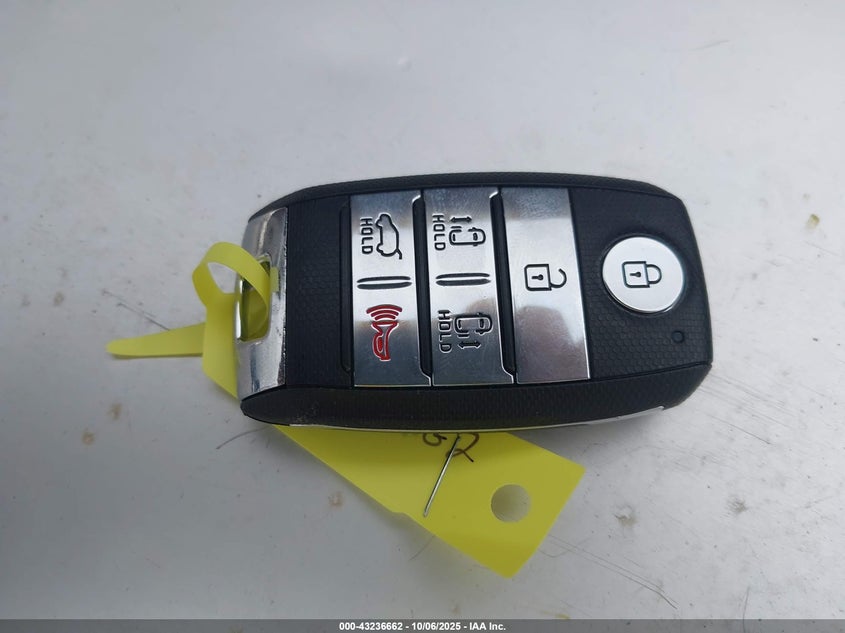 2017 Kia Sedona Lx VIN: KNDMB5C15H6335650 Lot: 43236662