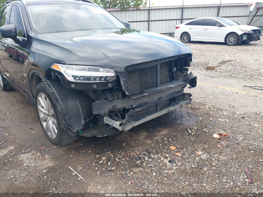 YV4A22PK7H1180470 2017 VOLVO XC90 photo no. 6