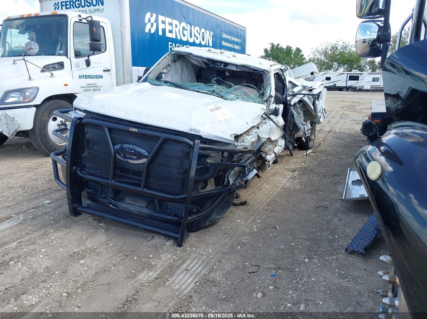 1FD8X3GT3MED45849 2021 FORD F350 photo no. 2
