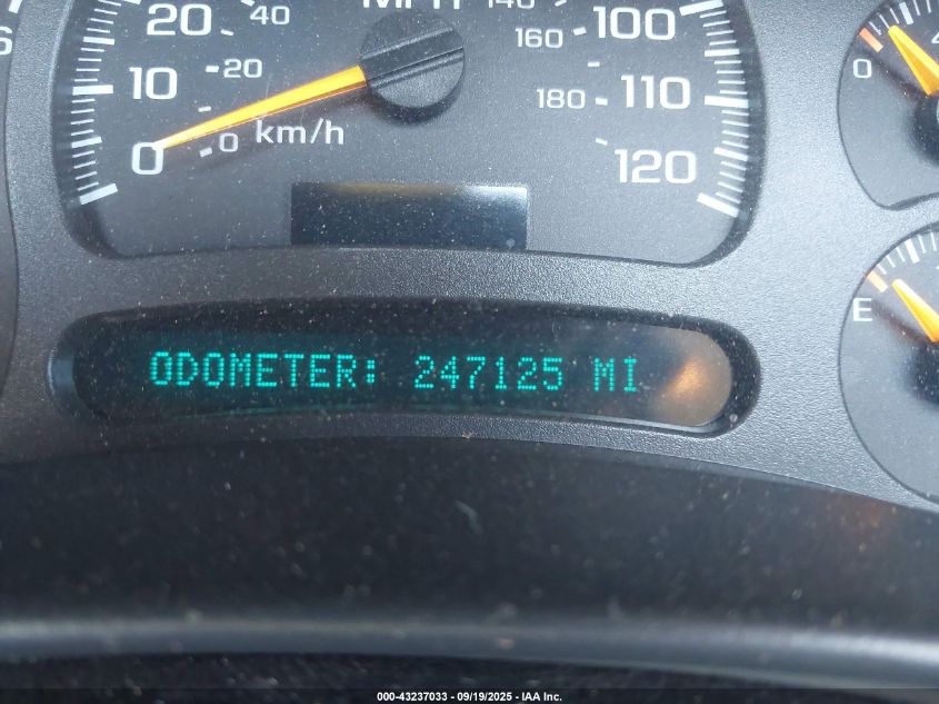 2003 Chevrolet Tahoe Z71 VIN: 1GNEK13Z83R153555 Lot: 43237033