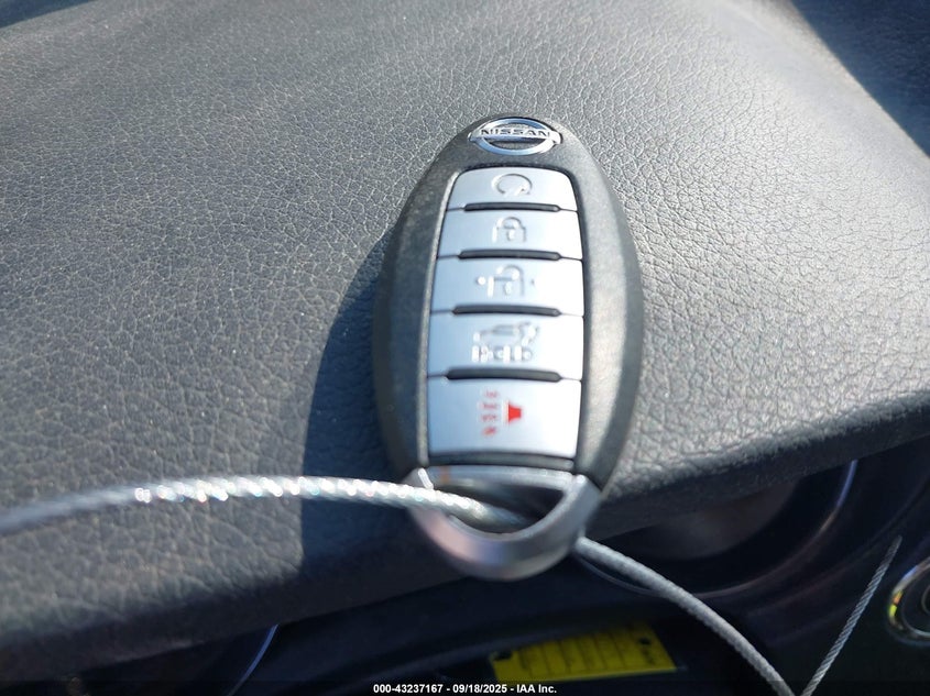 2018 NISSAN ROGUE SV - KNMAT2MV0JP619557