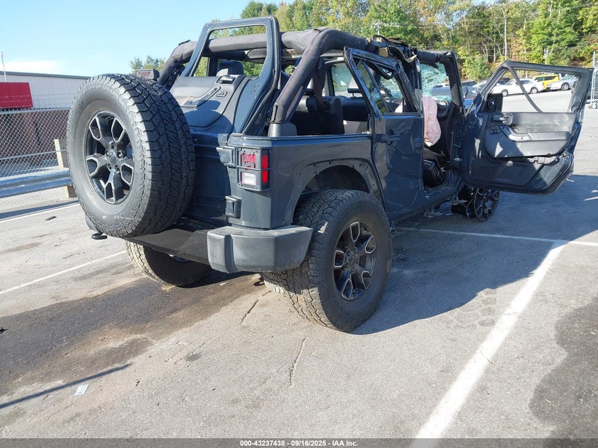 2017 Jeep Wrangler Unlimited Smoky Mountain 4X4