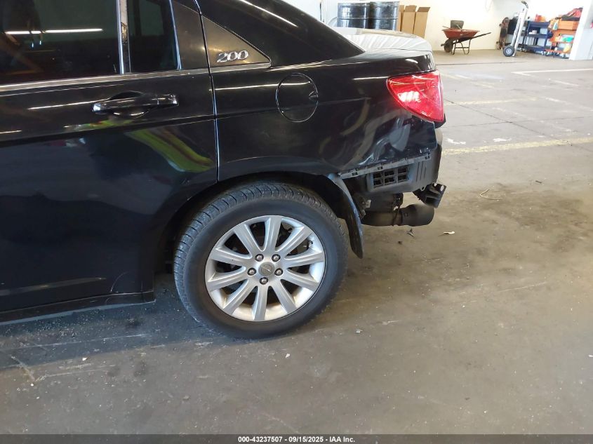 2013 Chrysler 200 Touring VIN: 1C3CCBBG3DN658712 Lot: 43237507