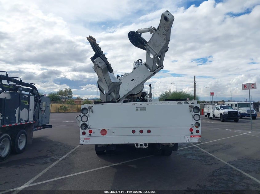 1NKZLP0X4RJ370281 2024   photo no. 16