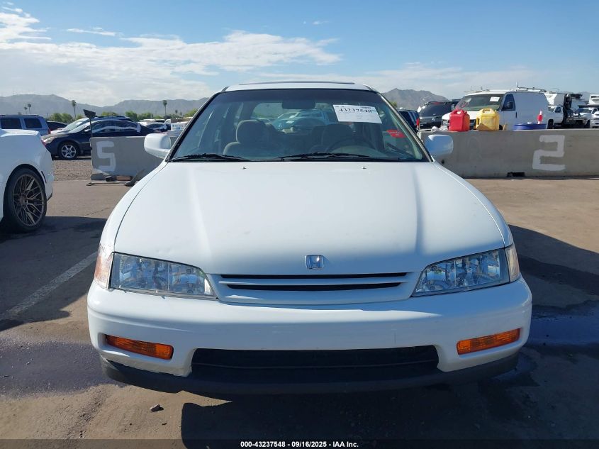 1995 Honda Accord Ex VIN: 1HGCE1892SA006145 Lot: 43237548