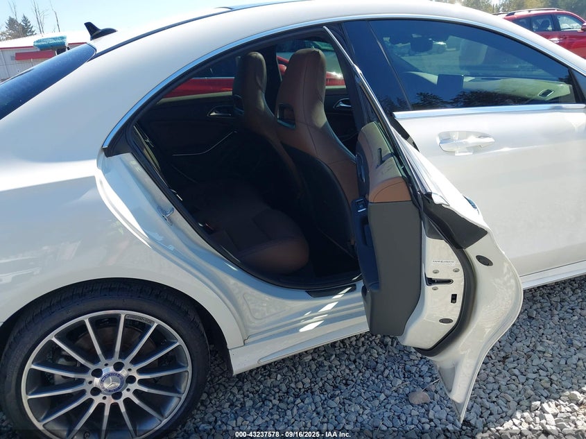 2016 MERCEDES-BENZ CLA 250 WDDSJ4EB6GN334222