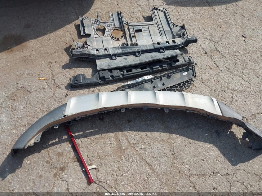 1994 Buick Roadmaster VIN: 1G4BN52P1RR410442 Lot: 43237585