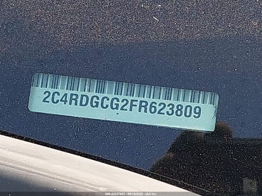 2015 Dodge Grand Caravan Sxt VIN: 2C4RDGCG2FR623809 Lot: 43237683