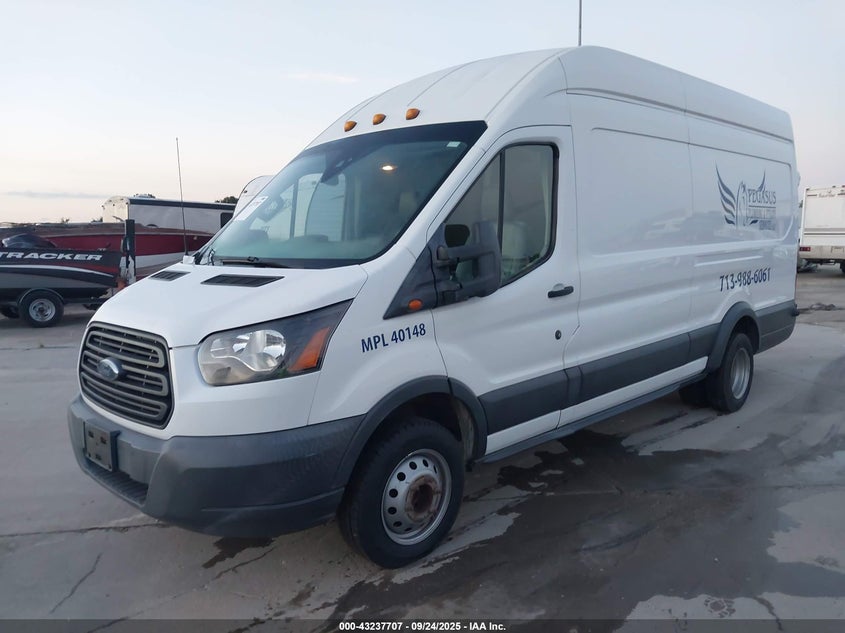 1FTRS4XVXJKA51697 2018 FORD TRANSIT photo no. 2