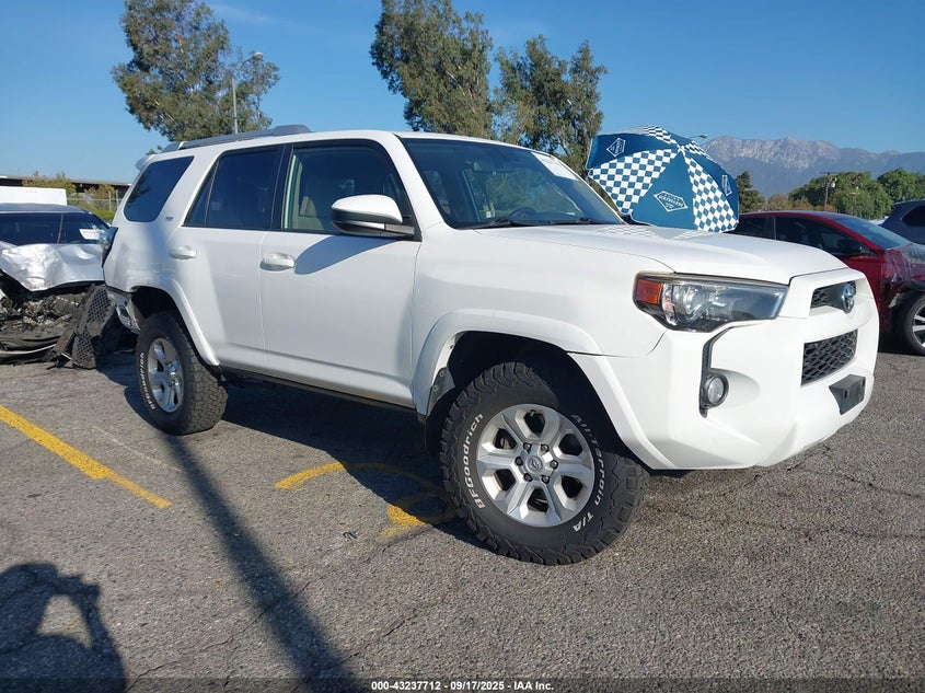 2014 TOYOTA 4RUNNER SR5 - JTEBU5JR5E5164681
