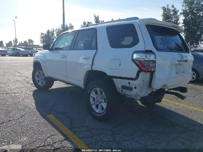 2014 TOYOTA 4RUNNER SR5 - JTEBU5JR5E5164681