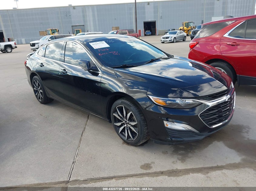 CHEVROLET MALIBU FWD RS