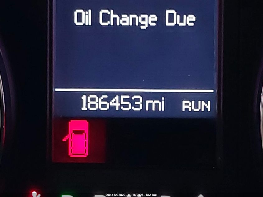 2011 Chrysler Town & Country Touring VIN: 2A4RR5DG3BR687494 Lot: 43237820