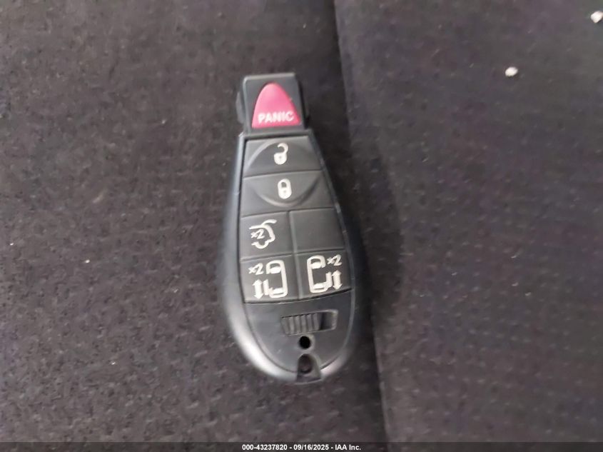 2011 Chrysler Town & Country Touring VIN: 2A4RR5DG3BR687494 Lot: 43237820