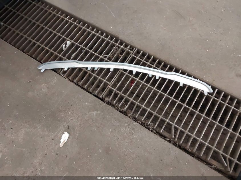 2011 Chrysler Town & Country Touring VIN: 2A4RR5DG3BR687494 Lot: 43237820