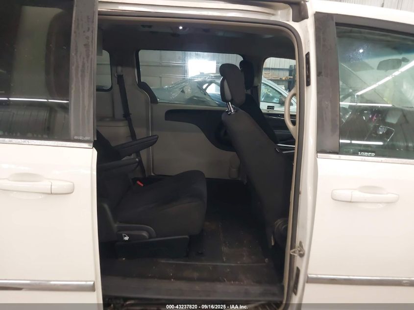 2011 Chrysler Town & Country Touring VIN: 2A4RR5DG3BR687494 Lot: 43237820