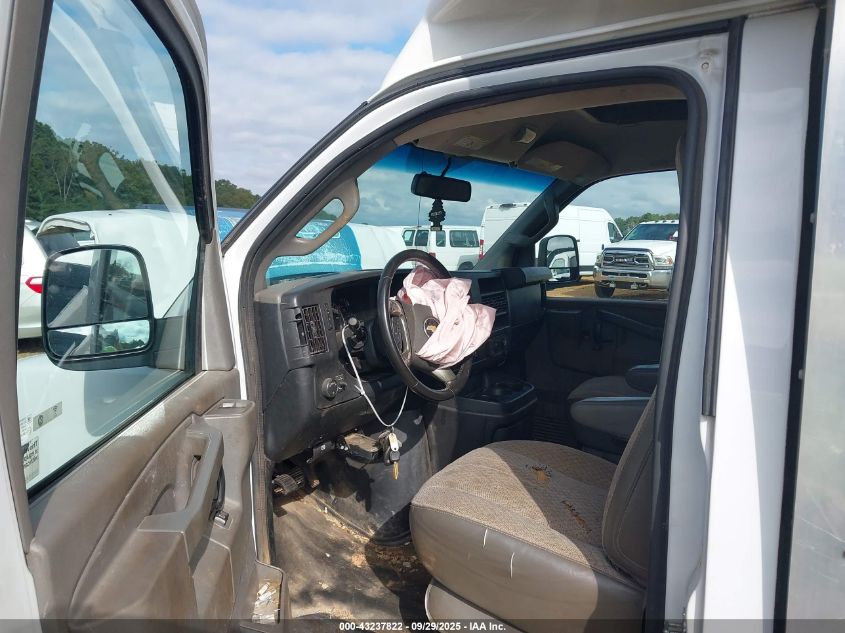 2019 Chevrolet Express Cutaway Work Van VIN: 1GB0GRFG0K1280198 Lot: 43237822