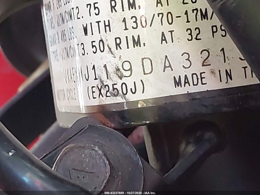 2009 Kawasaki Ex250 J VIN: JKAEXMJ119DA32135 Lot: 43237889