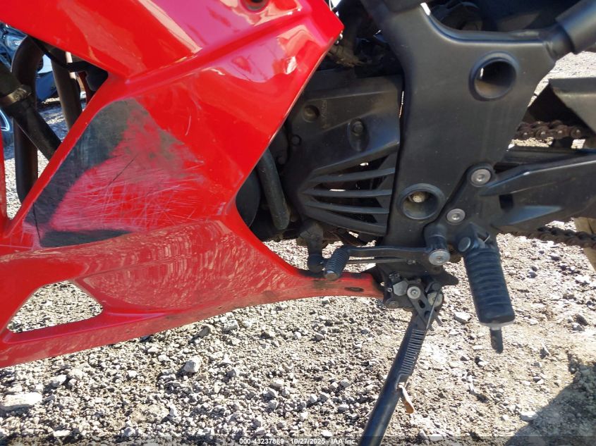 2009 Kawasaki Ex250 J VIN: JKAEXMJ119DA32135 Lot: 43237889